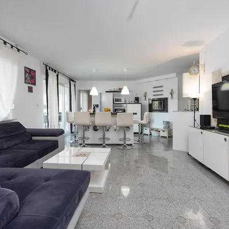 Daire Superior Two Bedroom With Terrace Vir