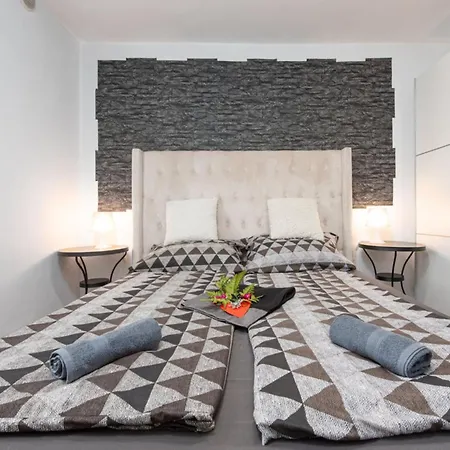 Superior Two Bedroom With Terrace Daire *